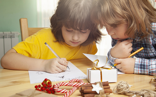 16 Graduation Gift Basket Ideas For High School And College