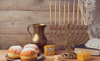 How To Choose The Perfect Hanukkah Gift For Adults