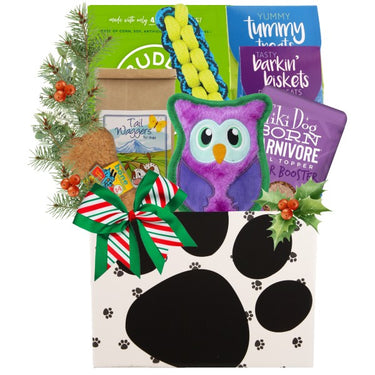 Tugs and Treats Holiday Dog Gift Basket